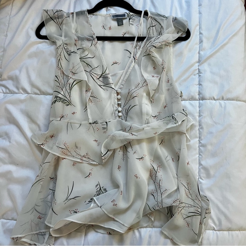 Chelsea28 Sheer Floral Top with Lining - Size Medium